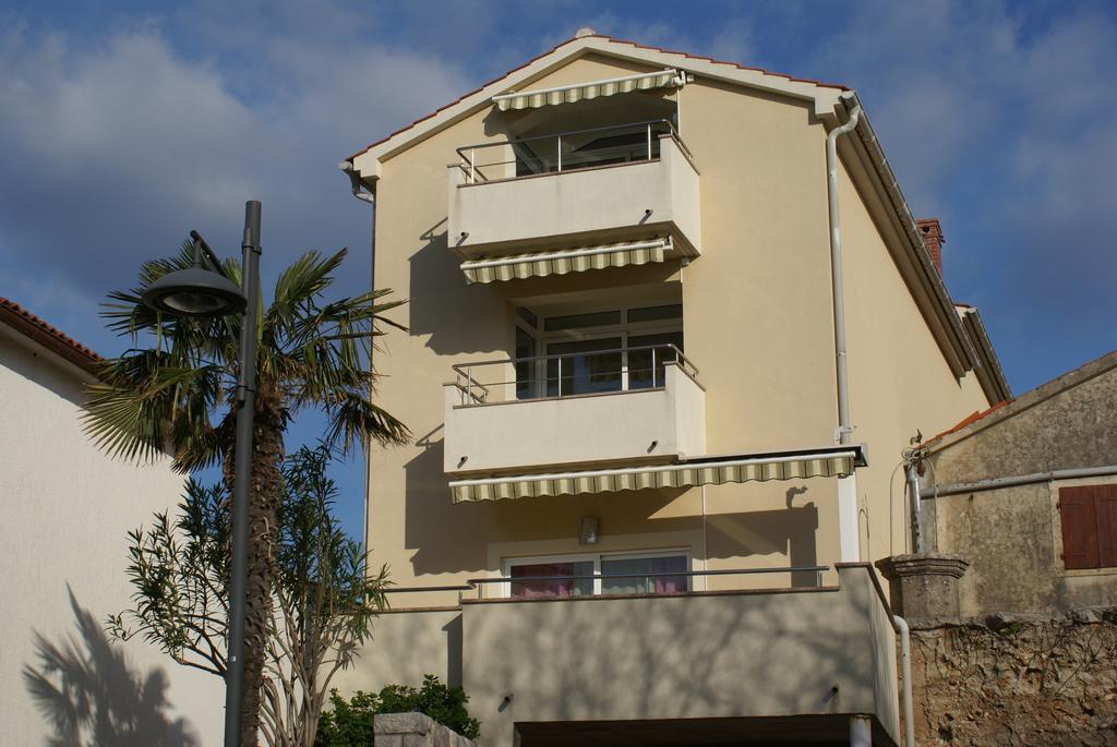 Apartments Robert Porat  Eksteriør bilde